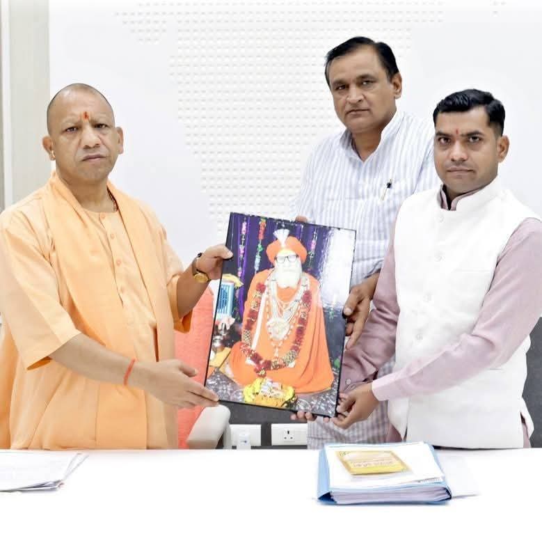 सशक्त उत्तर प्रदेश के निर्माण में दिन-रात कार्यरत, कर्मयोगी माननीय मुख्यमंत्री श्री <a href="/myogiadityanath/">Yogi Adityanath</a> जी को जन्मदिवस की अनंत शुभकामनाएं।

ईश्वर से प्रार्थना है कि आपको उत्तम स्वास्थ्य और दीर्घायु प्रदान करें, ताकि आपका मार्गदर्शन निरंतर प्रदेश को मिलता रहे।