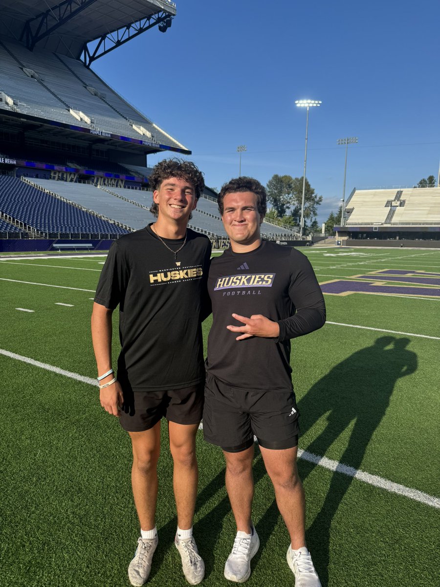 Landon Kingston (@lkingstonkickin) on Twitter photo Had an amazing time at <a href="/UW_Football/">Washington Football</a> Specialist camp! Charted 10/10 on field goal and was FG Champ! Thank you <a href="/CoachPetrilli/">Coach Chris Petrilli</a> for a great camp!
<a href="/froelich51/">Greg Froelich</a> <a href="/steverausch17/">Rausch Kicking</a> <a href="/KohlsKicking/">Kohl's Kicking Camps</a> <a href="/Chris_Sailer/">Chris Sailer Kicking</a> <a href="/RyanKin26167871/">Ryan Kingston</a> Had an amazing time at <a href="/UW_Football/">Washington Football</a> Specialist camp! Charted 10/10 on field goal and was FG Champ! Thank you <a href="/CoachPetrilli/">Coach Chris Petrilli</a> for a great camp!
<a href="/froelich51/">Greg Froelich</a> <a href="/steverausch17/">Rausch Kicking</a> <a href="/KohlsKicking/">Kohl's Kicking Camps</a> <a href="/Chris_Sailer/">Chris Sailer Kicking</a> <a href="/RyanKin26167871/">Ryan Kingston</a>