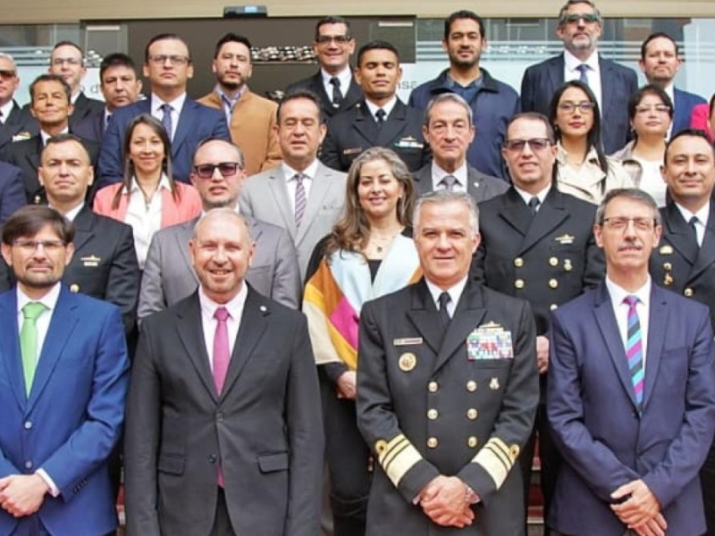 Concluye Auditoría de la OMI en Colombia, reconociendo su compromiso en la implementación de instrumentos internacionales, pero también se inicia la construcción de un Plan de Medidas Correctivas para fortalecer la seguridad y protección del medio marino.
Más detalles en: