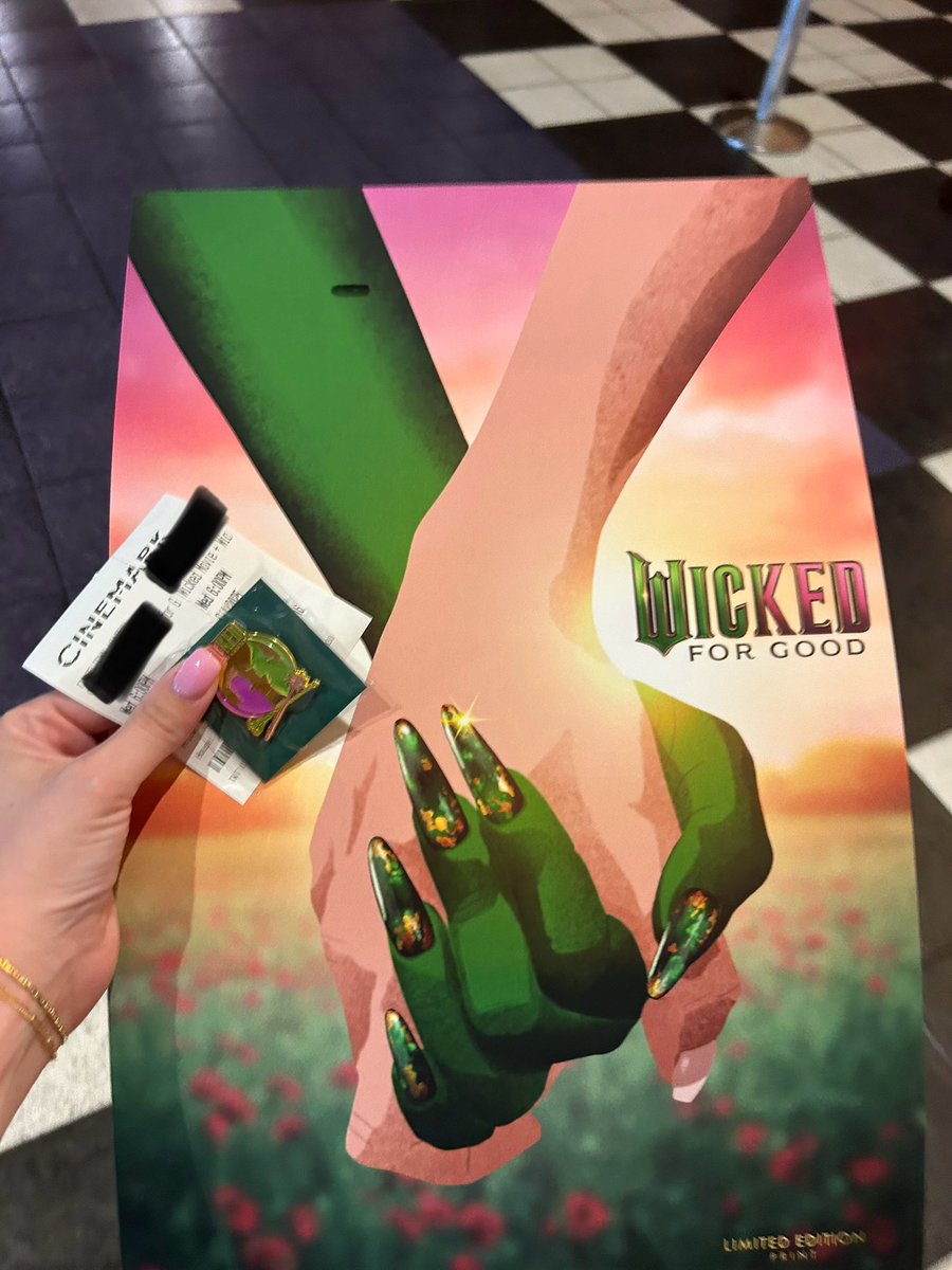 A great night at the movies!! I can’t wait for Wicked For Good! <a href="/Cinemark/">Cinemark Theatres</a>  <a href="/wickedmovie/">Wicked Movie</a>