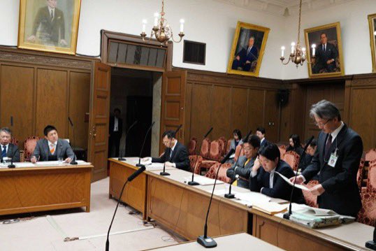 jinkamiya's tweet photo. 今日も財政金融委員会でした。

今回のテーマは暗号資産。
その可能とリスクは他の議員の皆さんが聞かれていたので、
私からはトランプ政権の暗号資産戦略を注視し、日本も突破口を探すことへの要望と
暗号資産への課税の見直しを訴えました。

https://t.co/vREOj4IRMu https://t.co/582KO2Lfg8