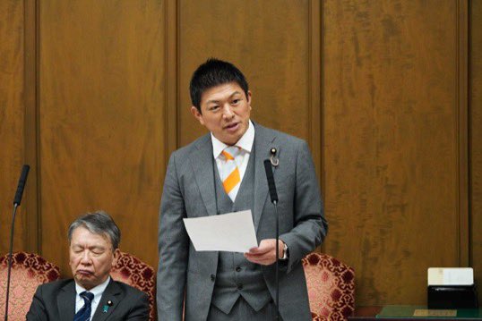 jinkamiya's tweet photo. 今日も財政金融委員会でした。

今回のテーマは暗号資産。
その可能とリスクは他の議員の皆さんが聞かれていたので、
私からはトランプ政権の暗号資産戦略を注視し、日本も突破口を探すことへの要望と
暗号資産への課税の見直しを訴えました。

https://t.co/vREOj4IRMu https://t.co/582KO2Lfg8