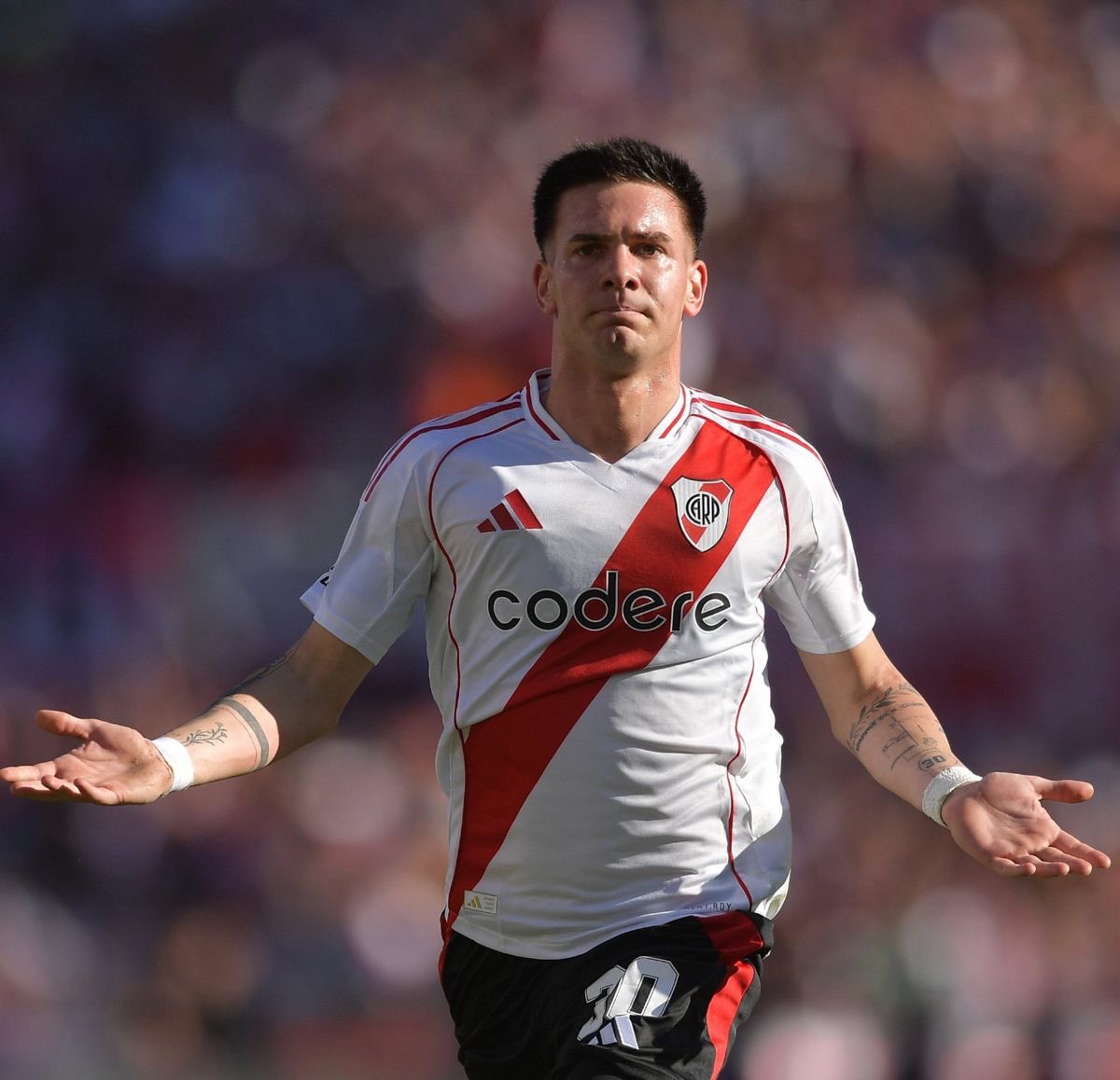 Sufro más x futbol q x amor