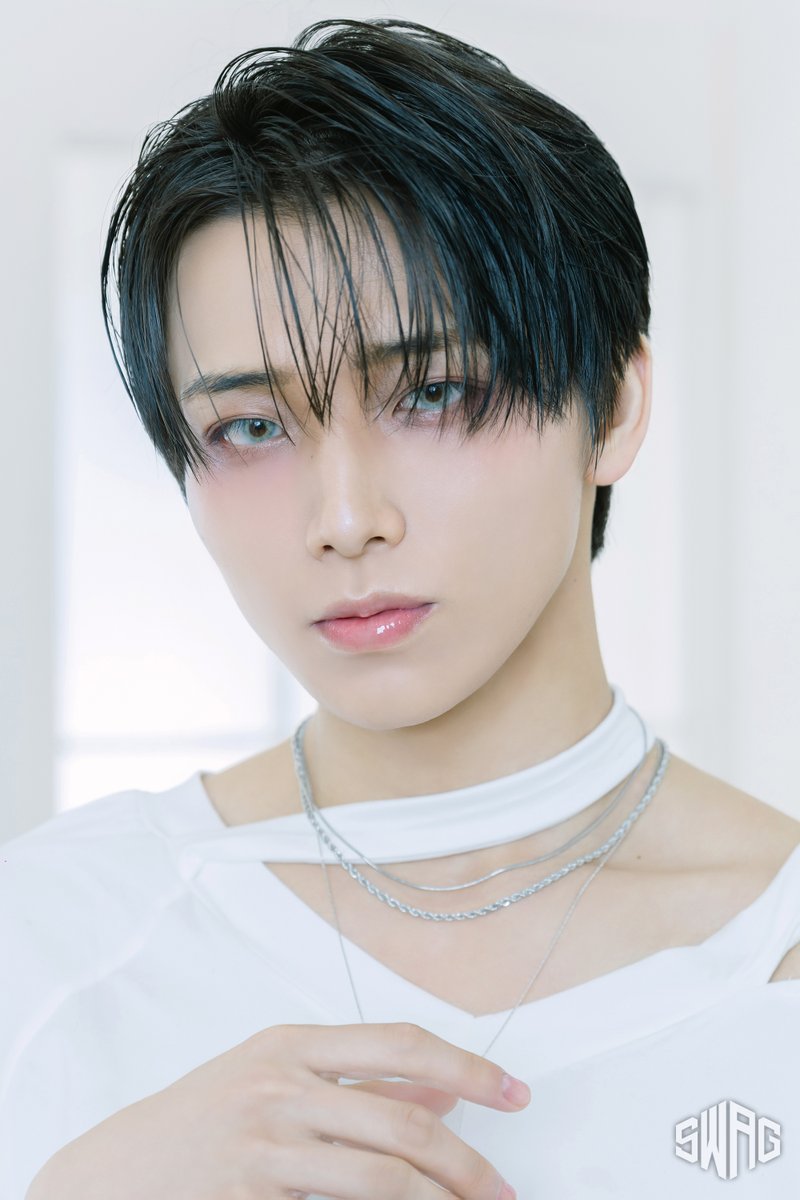 HAYATOページ 💁‍♂️SWAG情報 OFFICIAL FANCLUB “SWAG”「PHOTOBOOK #003」 #HAYATO