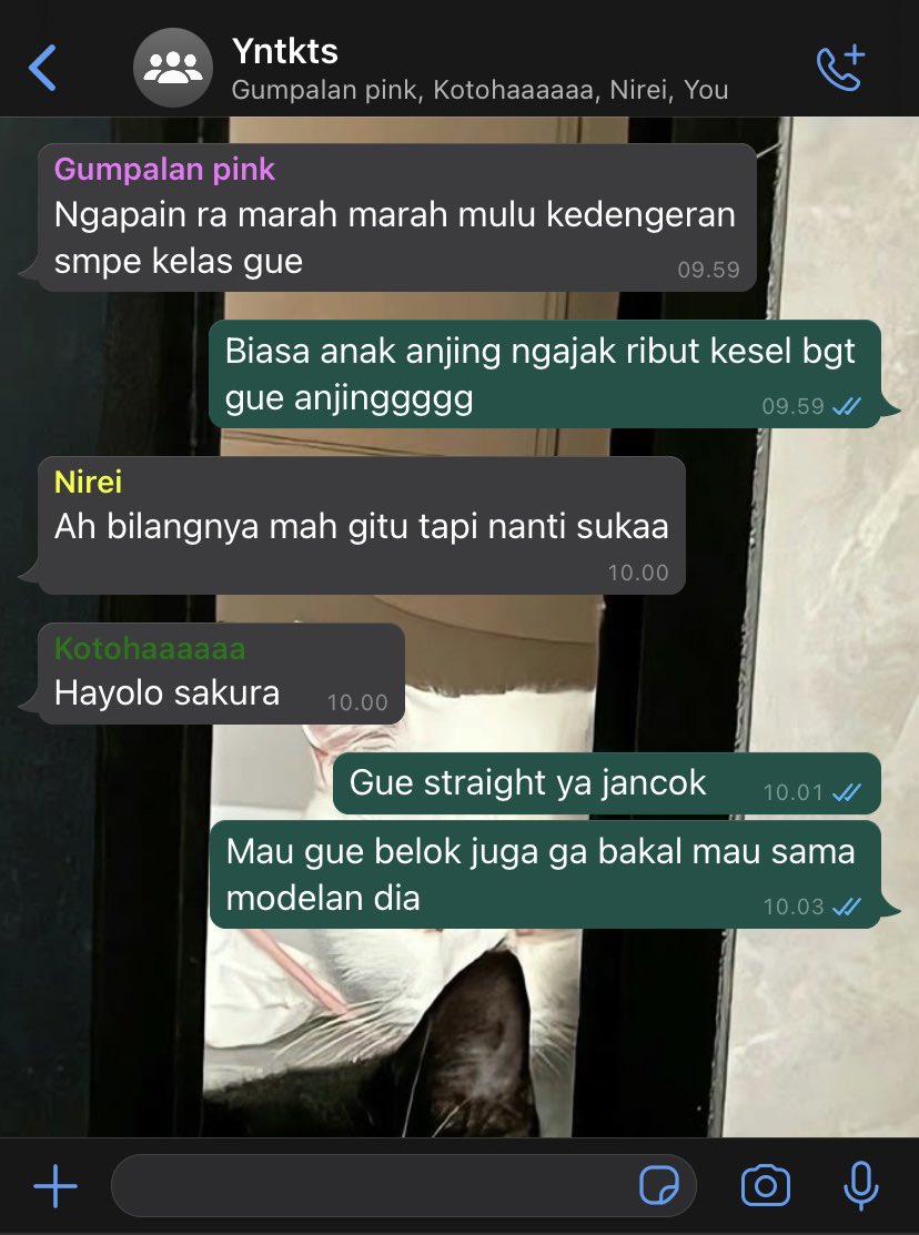 kuzekuze_'s tweet photo. #suosaku short au.

—katanya sih straight.

Seorang sakura haruka yang harus berkelahi setiap hari dengan suo hayato teman (musuh) satu kelasnya.

bxb, lokal au, harsh words. https://t.co/nlaaCW1n9C