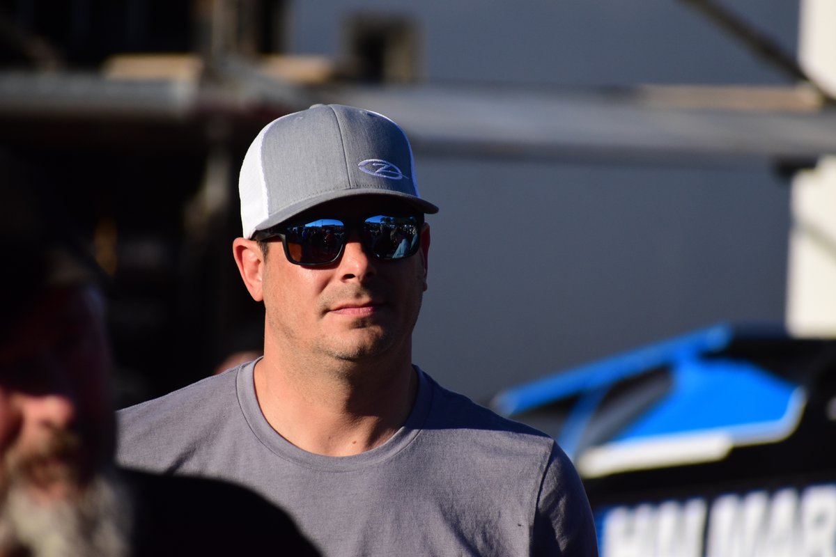 SuperDIRTcar's tweet photo. 50th Super DIRTcar Series Win โ
Guaranteed Starting Spot at Super DIRT Week โ
@StewartFriesen wins the Snyder County Showdown at @selinsgroverace! #SCShowdown
CLICK HERE FOR FULL RESUTS: https://t.co/SNK0uMDWt4 https://t.co/9FTdrHBsE6