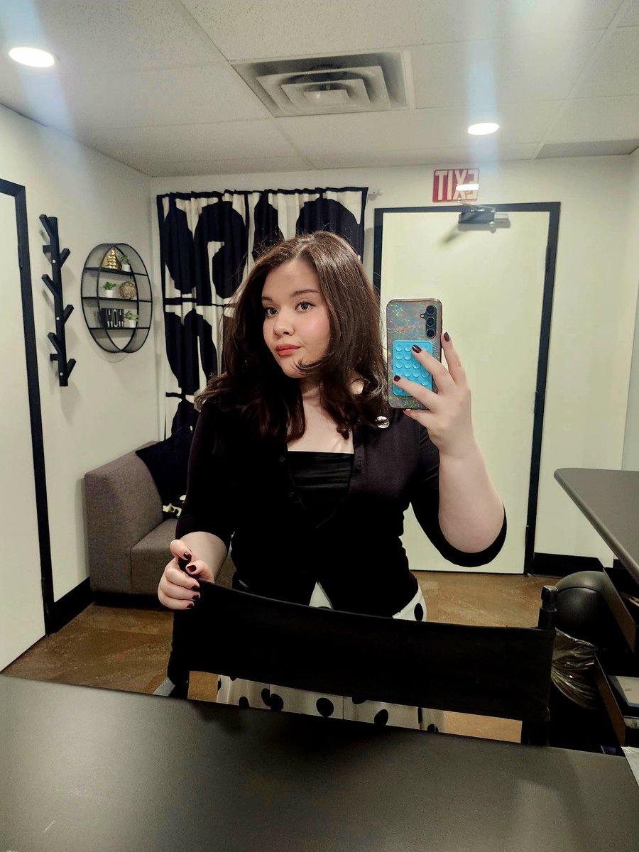Daisy_cldrn's tweet photo. So honored to have been reporting at the CMA Ontario Awards with Cable 14! 
I got the chance to interview some amazing winners and see some great performances!

#CMA #Hamilton #Reporter #Country https://t.co/uN5fjpOP4Y