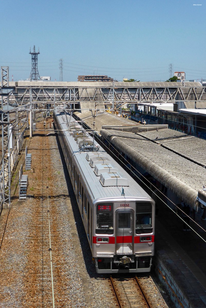 2025.6.6  #11032F 出場回送
5/14に入場した11032Fが森林公園へ。この編成が次に来る時は景色が変わってるね

#10030型 #東上線 #スカイツリーライン #8000系 #8111F #60000系 #61607F #野田線 #アーバンパークライン #春日部