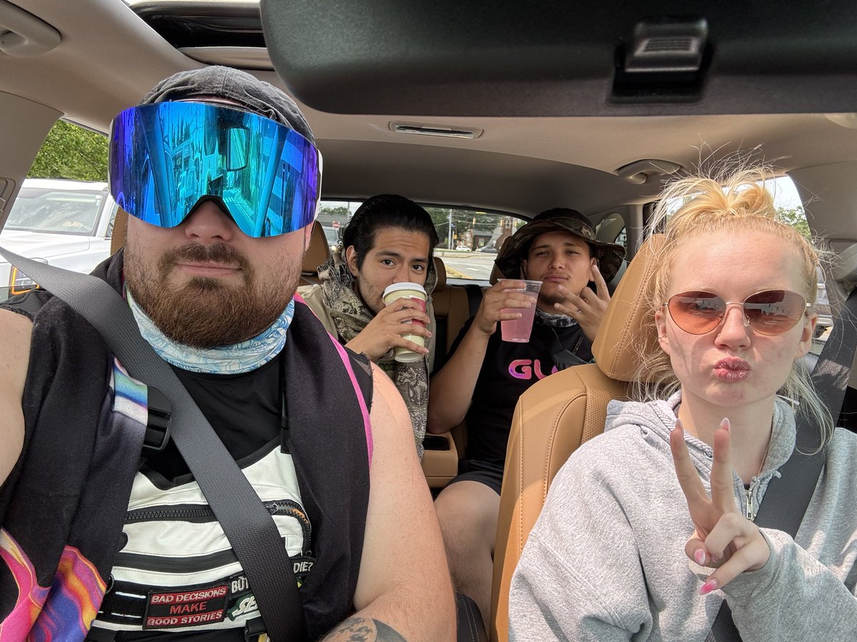 ermjrod's tweet image. #projectglow :)i miss when social media was just being a place to post pics and no one cared now it’s politics and recycled meme clips