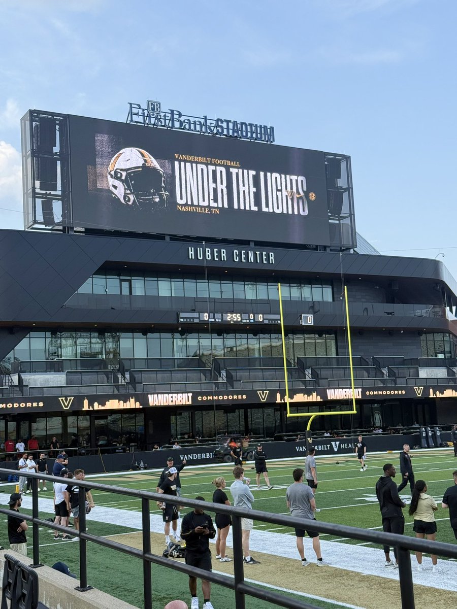 MJGideon1's tweet image. Had a great time competing at @VandyFootball camp. @CoachMcAbee21 @RileyAdcock_QBC @Coach_Gideon34 @koachjj