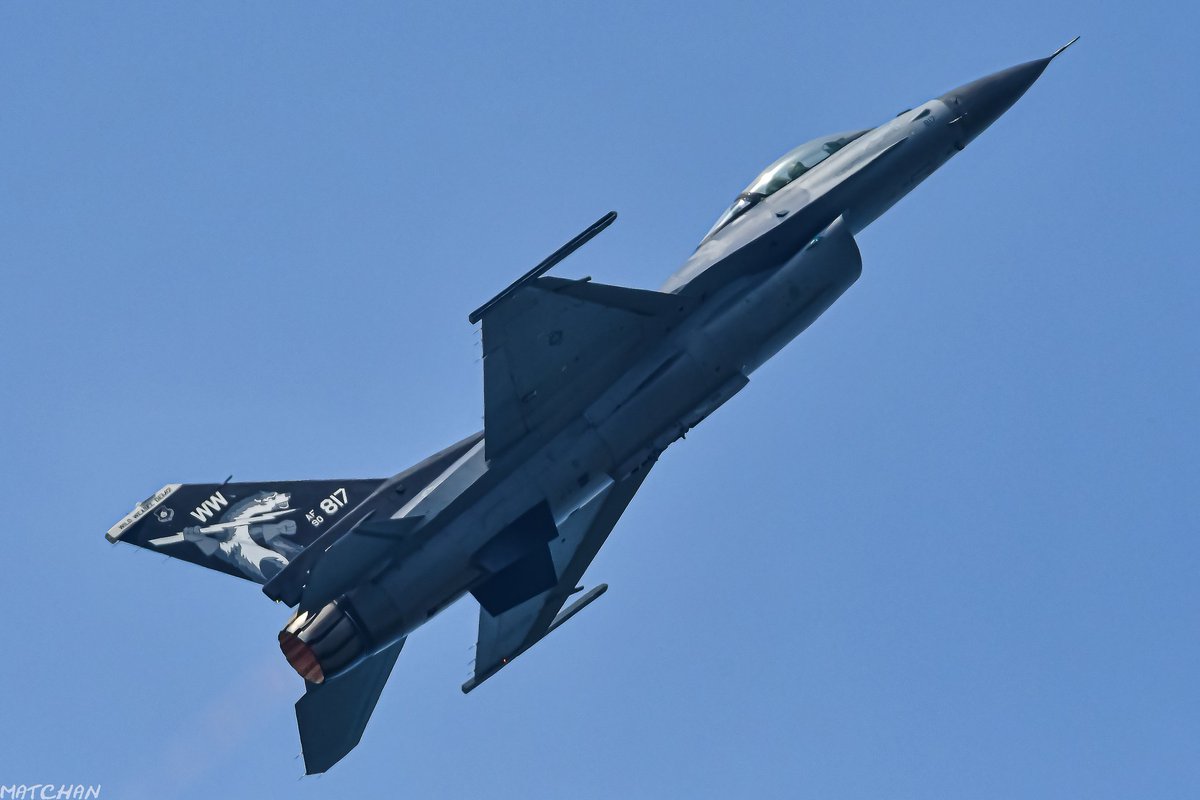 out_onespirit_1's tweet image. デモフライトにローカルに。
黒イタチの思い出を。
折角なので当時の写真を再現像してみた📸
#PACAFViperDemo 
#16貼ろうぜ