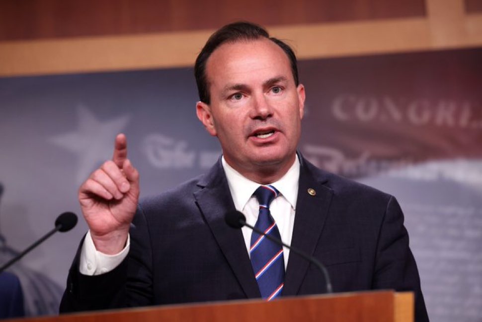 🚨 JUST IN: Senator Mike Lee (R-UT) announces that he is drafting an amendment that would bar members of Congress from seeking re-election if the federal deficit exceeds 3% of GDP.

DO YOU SUPPORT THIS?