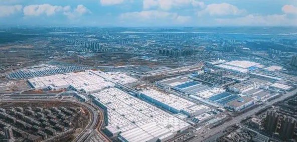 eXpectxChaos's tweet photo. In 2024, Paraverse parallel cloud real-time cloud rendering scheme empowers Brilliance BMW digital twin factory
https://t.co/idkVlqMaXU
$PVS ᯅ
#3DCloudRendering
#XRCloudStreaming
#VirtualSimulation
#LarkXR https://t.co/AXsgSWuJAq