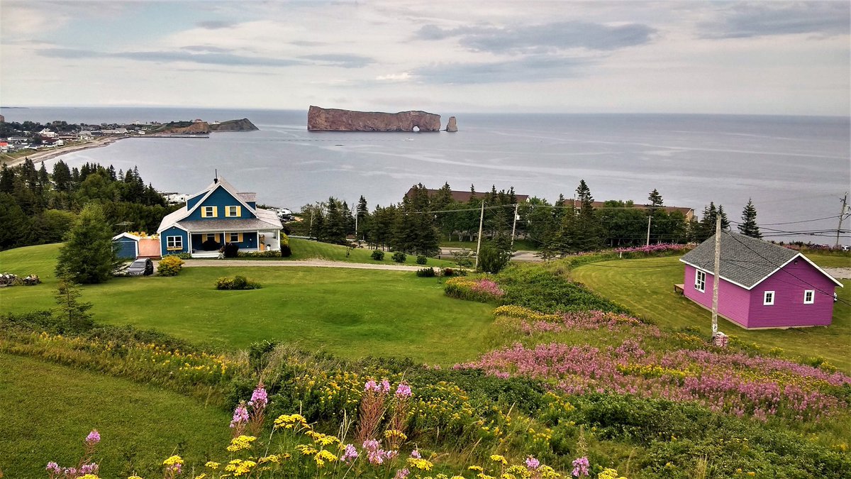 Paysage gaspésien... #Percé #BeautéduQuébec
Crédit photo : Ginette Cabana