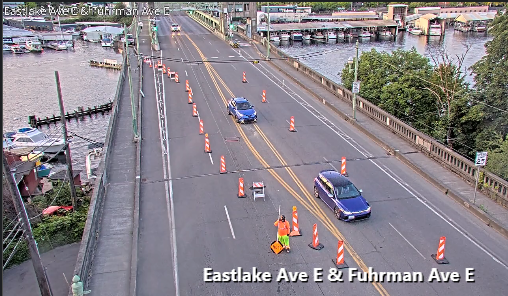Naka -iskedyul na gawaing kalsada sa Eastlake Ave