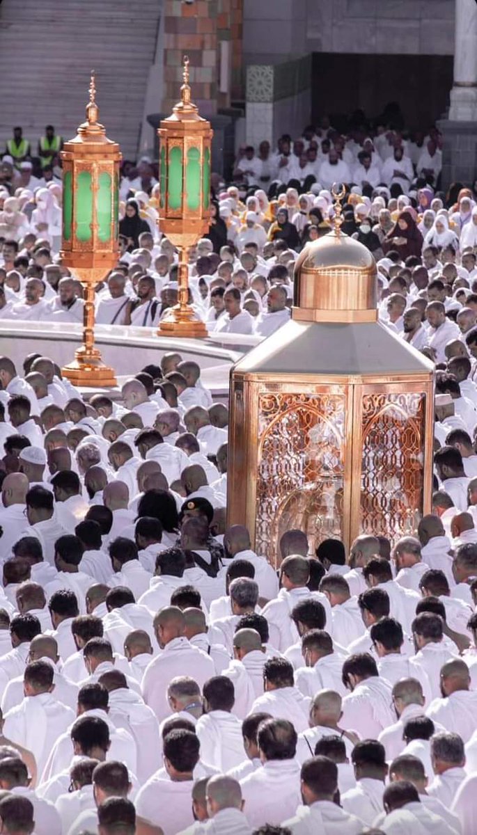 salisums's tweet photo. May Allah accept our ibadat. https://t.co/SzrkW1Aqm0