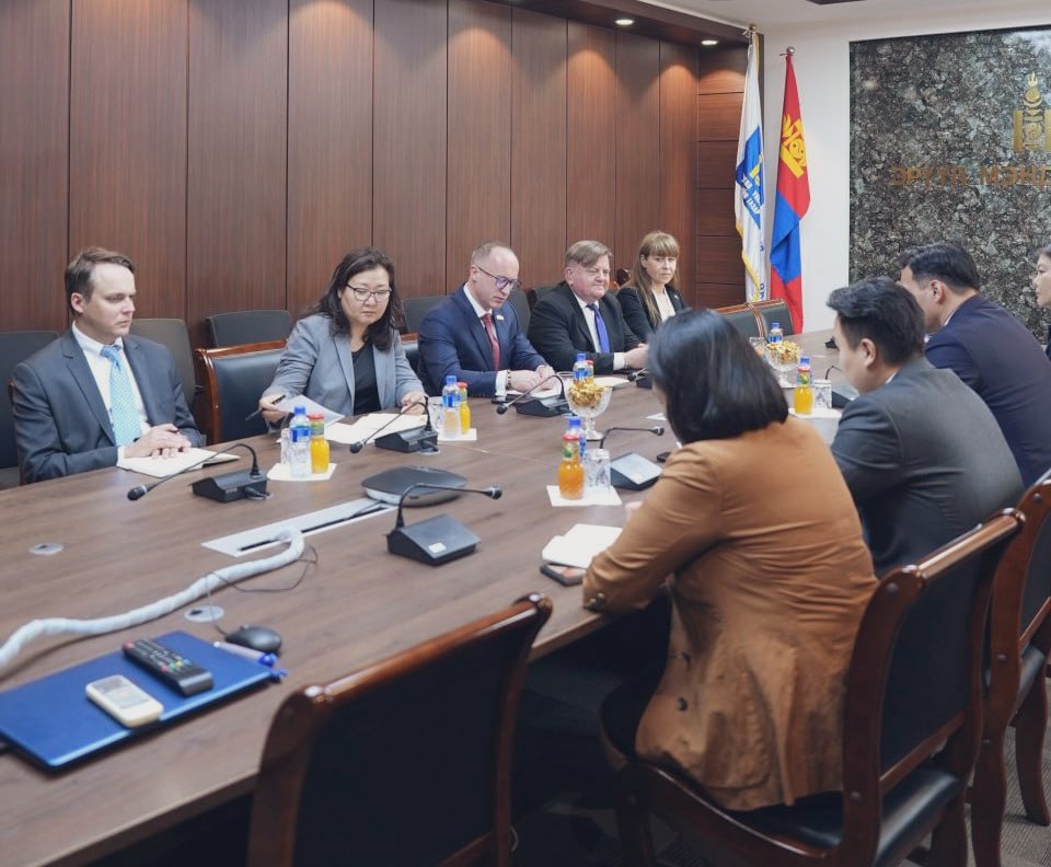 GCessak's tweet photo. On the 4th of June, together with H.E. Ambassador Krzysztof Bojko and Consul Stefan Hejnowicz @PLinMongolia, I met with Togtmol Munkhsaikhan, Minister of Health of Mongolia. I had the honour of reaffirming Poland’s strong commitment to the Memorandum of Understanding we signed on 13 March 2025 in Warsaw — a milestone that marked the historic visit of the President of Mongolia to Poland.

Our talks focused on:
•Exchanging regulatory knowledge and expertise on medicines and medical devices,
•Improving safety surveillance,
•Responding jointly to global challenges such as medicine shortages,
•Defining quality requirements for herbal pharmaceutical raw materials,
•Recognizing Mongolian herbal raw materials, including those with monographs in the European Pharmacopoeia,
•Supporting the responsible integration of traditional Mongolian medicine into modern regulatory systems,
•Preventing shortages and deficiencies of medicinal products in Mongolia,
•Organizing joint trainings, study visits, and expert dialogues.

It was a great pleasure to welcome Minister Munkhsaikhan earlier this year in Warsaw, and I’m very pleased to be continuing this dialogue here in Mongolia. Our joint efforts matter — not only for our citizens, but also for a stronger global health architecture.
🇵🇱🤝🇲🇳