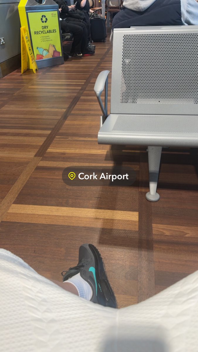 一lyrics噜我擦 tweet media