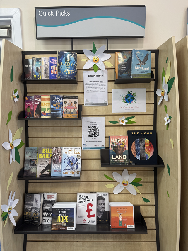 BarnetLibraries's tweet photo. The Quick Picks display at #EdgwareLibrary has been decorated for #WorldEnvironmentDay. Got to love a smiley face flower!
https://t.co/FlqMRcq4JW
#DiscoverYourLibrary https://t.co/ohHUklzA0x