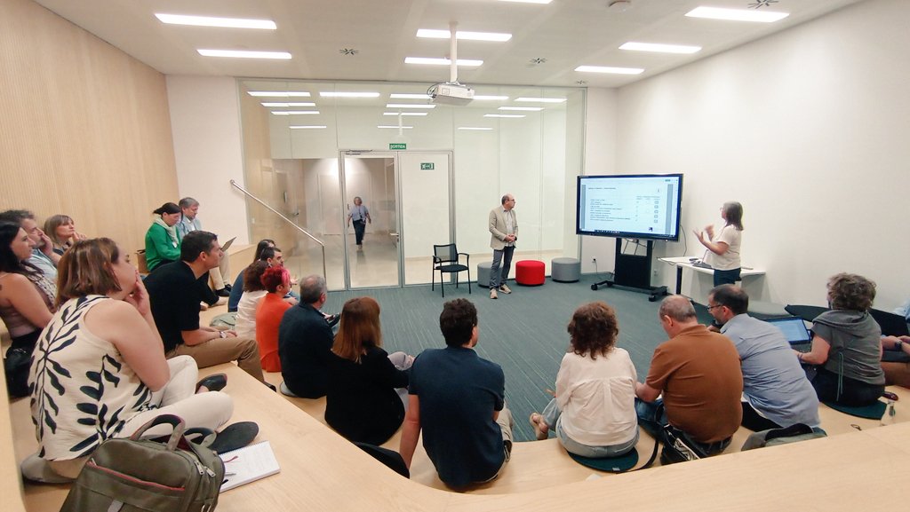 🧑‍🔧Avui els centres de Formació Professional Integrada autoritzats com a agrupació de centres,  comparteixen experiències la jornada organitzada per l'Agència #FPCAT.
👉També han assistit representants de la DGFP d'<a href="/educaciocat/">Educació</a> i <a href="/ocupaciocat/">Ocupació</a>