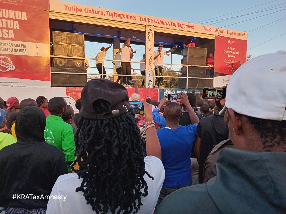 From Salama to Sultan Hamud to Emali, and Kibwezi, the #KRATaxAmnesty caravan ilileta smiles, gifts, na kusaidia Wakenya ku-file tax returns zao. 

Thank you kwa kutokea and making yesterday unforgettable! 

#KRAFilingSeason2025
#JiondoleeJam
#ItsNoworNever
<a href="/KRACare/">KRA Care</a>