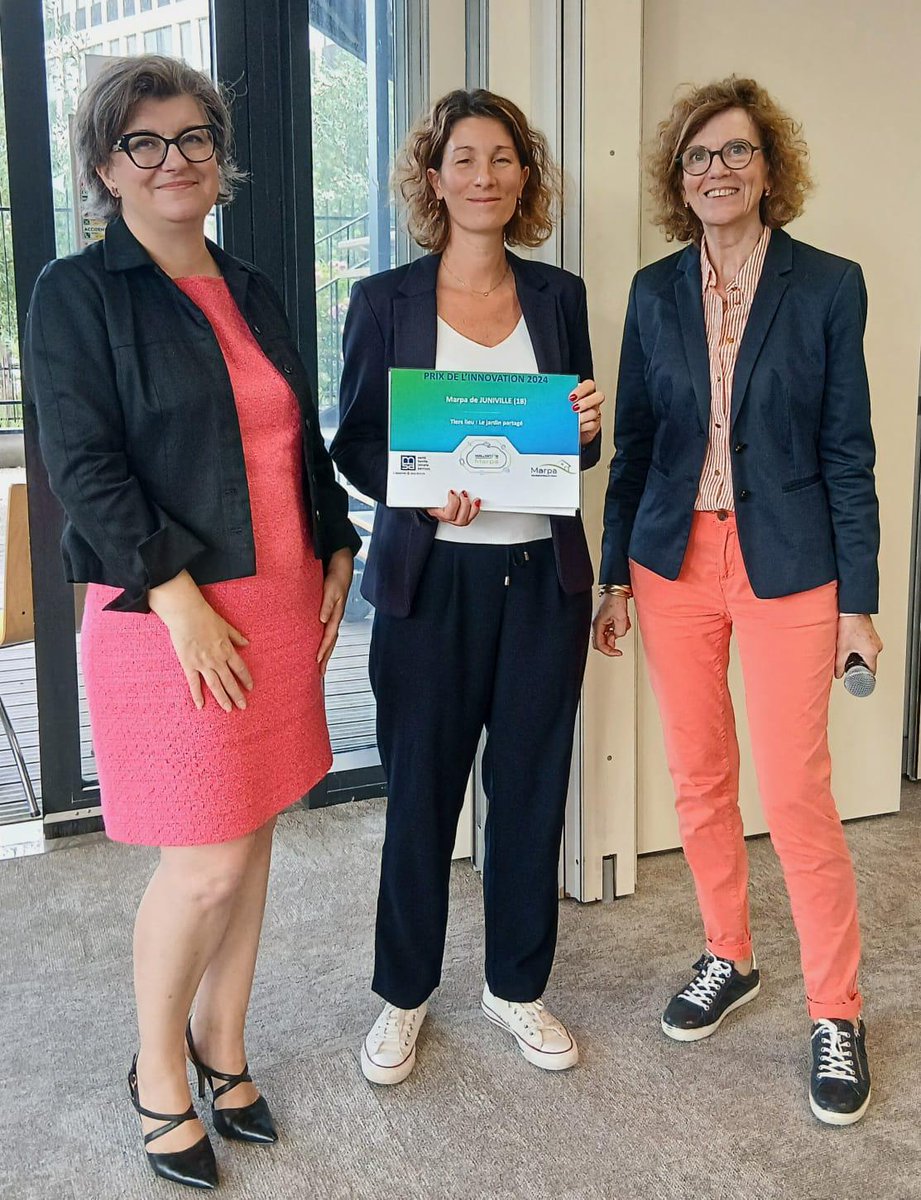 1/3 #Innovation | Les projets récompensés s'articulaient autour de thématiques comme la lutte contre l'isolement des résidents et l'insertion de la #Marpa dans son environnement avec : 
🏆la #Marpa de Fuequières en Vimeu (80) et son "parcours sans rupture pour les ainées de la