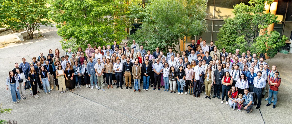 fhrątzLAB (@fhratzlab) on Twitter photo 🤩🥳 Try to find us!
🤓 Conference Mech’cheM 2025: New Forces in Mechanochemistry at <a href="/IBMM_Balard/">IBMM - Institut des Biomolécules Max Mousseron</a> has fully warmed up! 🤩🥳 Try to find us!
🤓 Conference Mech’cheM 2025: New Forces in Mechanochemistry at <a href="/IBMM_Balard/">IBMM - Institut des Biomolécules Max Mousseron</a> has fully warmed up!