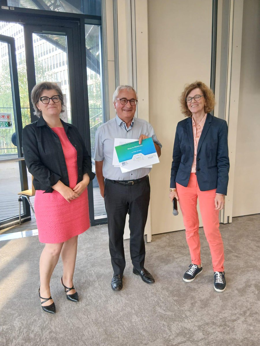 msa_actu's tweet image. 2/3 #Innovation | D&apos;autres projets récompensés avaient mis l&apos;accent sur l&apos;#intergénération comme 
🏆 La #Marpa de Saulzais-le-Potier (18) et sa rencontre   sportive et conviviale #Intergénérationnelle . Une journée d&apos;activité sportive pour aider les résidents à maintenir leur…