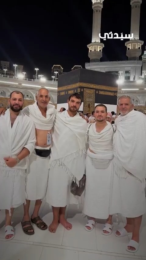 اختاروا أن يعودوا بالزمن إلى الوراء.. ثلاثة حجاج إسبان يحيون طريق الحج القديم من الأندلس إلى مكة على ظهور الخيول العربية في رحلة إيمانية استثنائية تمتد ل 8000 كيلومتر عبر 17 دولة اختاروا أن يعودوا بالزمن إلى الوراء.. ثلاثة حجاج إسبان يحيون طريق الحج القديم من الأندلس إلى مكة على ظهور الخيول العربية في رحلة إيمانية استثنائية تمتد ل 8000 كيلومتر عبر 17 دولة