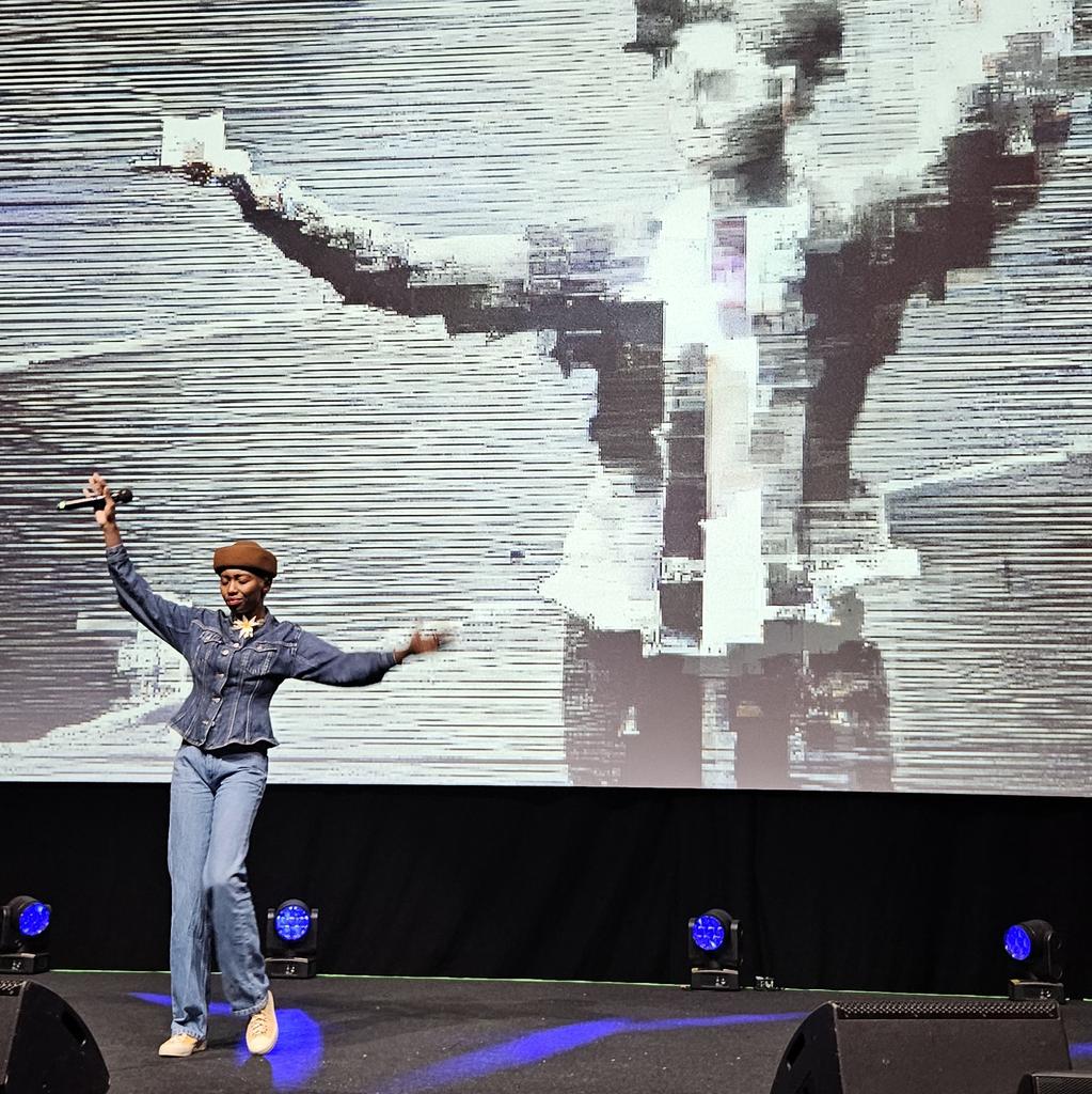 Gm <a href="/NFCsummit/">NFC SUMMIT - LISBON - JUNE 4-6 2025</a> with amazing <a href="/Innamodja/">innamodja 👽🥀</a> !
