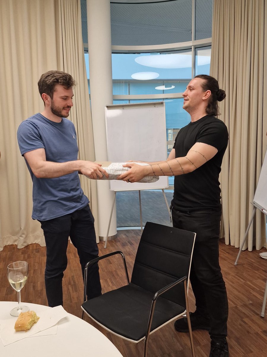 Last week we said goodbye to our PhD student-turned-postdoc Tim! We are sad to see you go, but confident that you will do great things wherever your journey takes you next! 👨‍🔬#Farewell #PhDLife