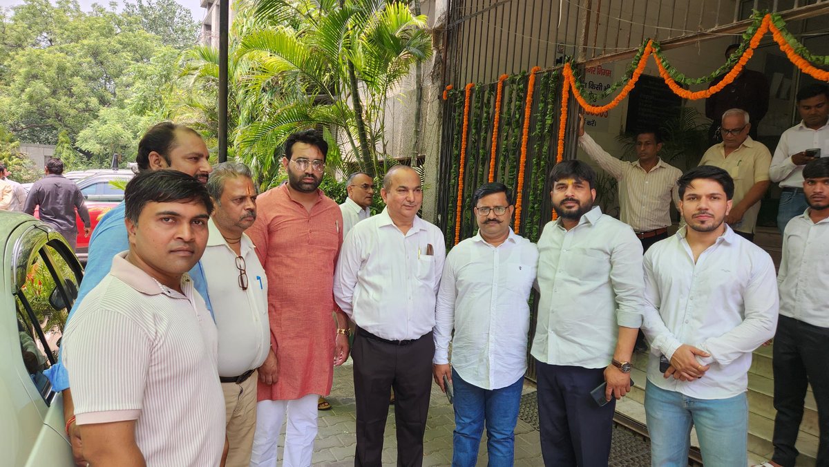 Dr Anil Kumar Gupta (@anilguptabjp2) on Twitter photo Congratulations Sh Puneet Sharma & Sh Mukesh Bansal on assuming charge as MCD Shahdara North chairman and deputy chairman seat.<a href="/ManojTiwariMP/">Manoj Tiwari</a> also blessed them. Congratulations Sh Puneet Sharma & Sh Mukesh Bansal on assuming charge as MCD Shahdara North chairman and deputy chairman seat.<a href="/ManojTiwariMP/">Manoj Tiwari</a> also blessed them.
