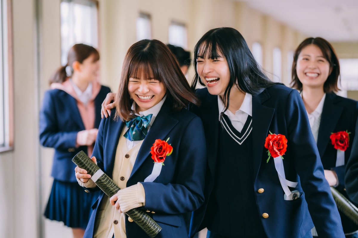 昨日ですがドラマ『#霧尾ファンクラブ 』
最終回ご覧くださった皆様、ありがとうございました！💐

みんなの未来が明るいものでありますように☺︎
だーーーいすき！！！！