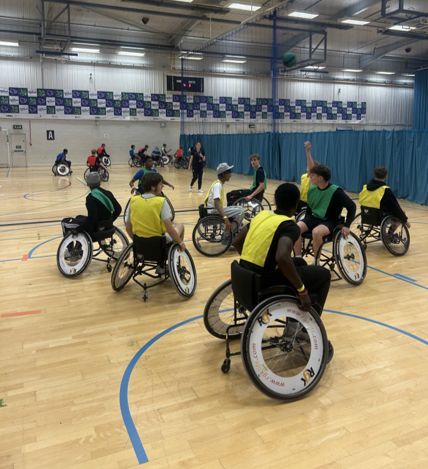 Our Year 12 students took part in an exciting Experience Day at Leeds Beckett University. The students engaged enthusiastically in a range of practical sports sessions, making full use of the university’s world-class facilities.