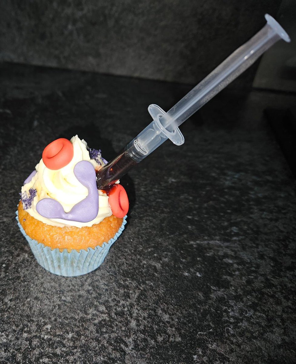 Louise Thomas tweet media