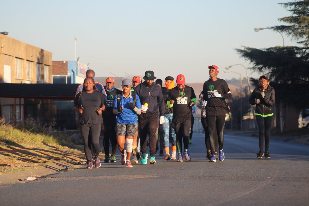 16 runners from the Fleurhof Runners Athletics Club are set to tackle Comrades Marathon.
Read more here: tinyurl.com/3vzuuxdm