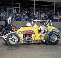6/5-HAPPY HEAVENLY BIRTHDAY to former USAC star Norman "Bubby" Jones, who would have turned 84 years old today.  The National Sprint Car Hall of Famer won 6 USAC Sprint Car events and 1 USAC Midget race at Eldora.  Jones passed away in 2020 at 79 years old. 
(John Mahoney Photo)