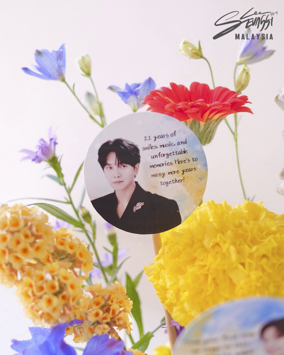 Happy 21st Debut Anniversary🎉🥳<a href="/leeseunggi/">shin ha kim</a>.official 

Our forever light, our endless pride.
Thank you for 21 years of talent, warmth and inspiration to Malaysia Airen
Here’s to many more beautiful moments ahead! 
@bpm_ent_official 
#LeeSeungGi #21stDebutAnniversary #LSGMalaysia