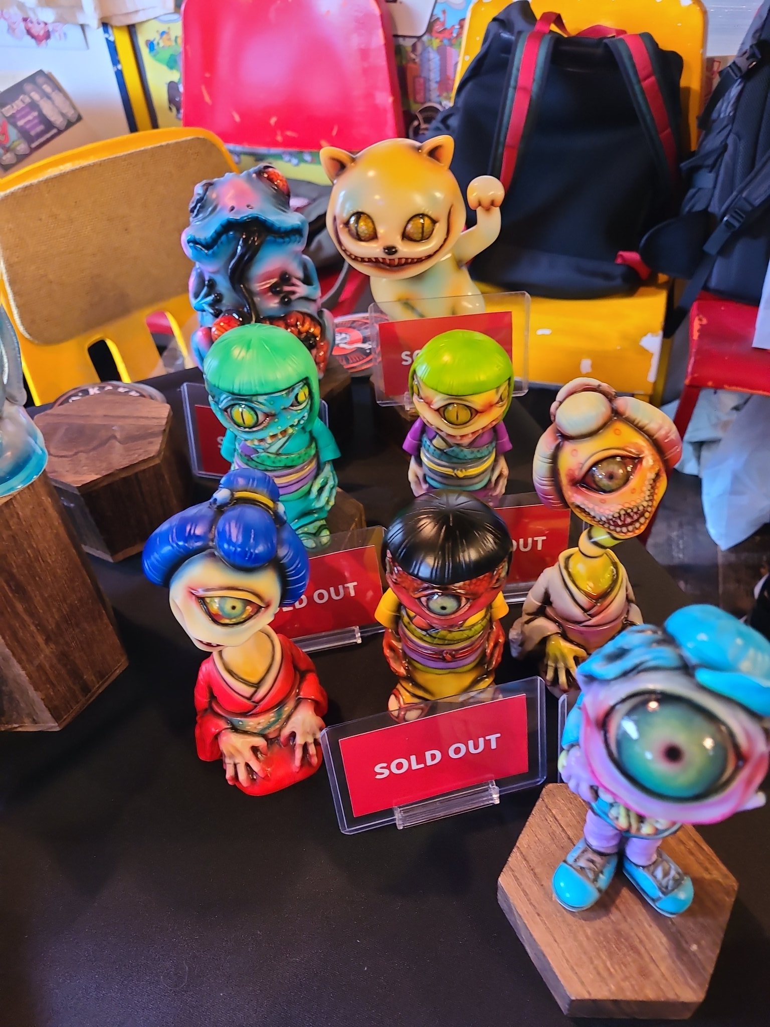 人気の雑貨がズラリ！ かっこわらい雑貨店 さちこソフビフィギュア下北沢VIBES SF・ファンタジー・ホラー