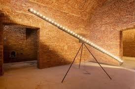 Il progetto di arte contemporanea #palazzoirreale è nato dalla volontà della famiglia Bosca di fondere i linguaggi dell'arte con il territorio e l'esperienza bicentenaria della casa
spumantiera di Canelli. Testimone l’artista Giuseppe Gabellone #monferrato #bosca #wine #winelover