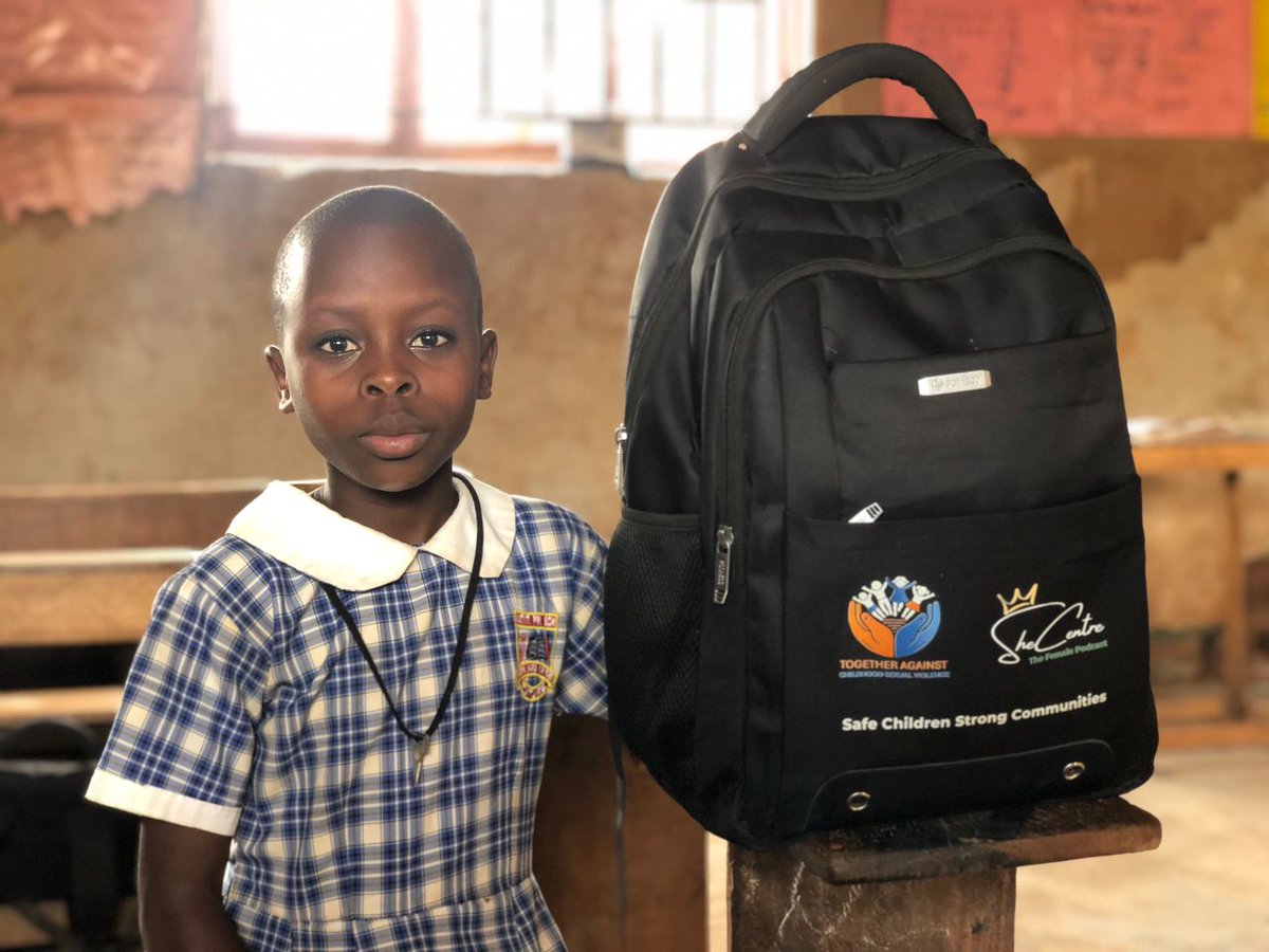 TACSEVU's tweet image. Yesterday, we checked on our children 🥰
They were very happy to share how beautiful term two is moving 💪
Expressing the joy of carry a bag instead of a sack and polythenes🙏
#YouHaveARightToSayNo campaign is at a high demand 💯 partner with us today
#endchildhoodsexualviolence