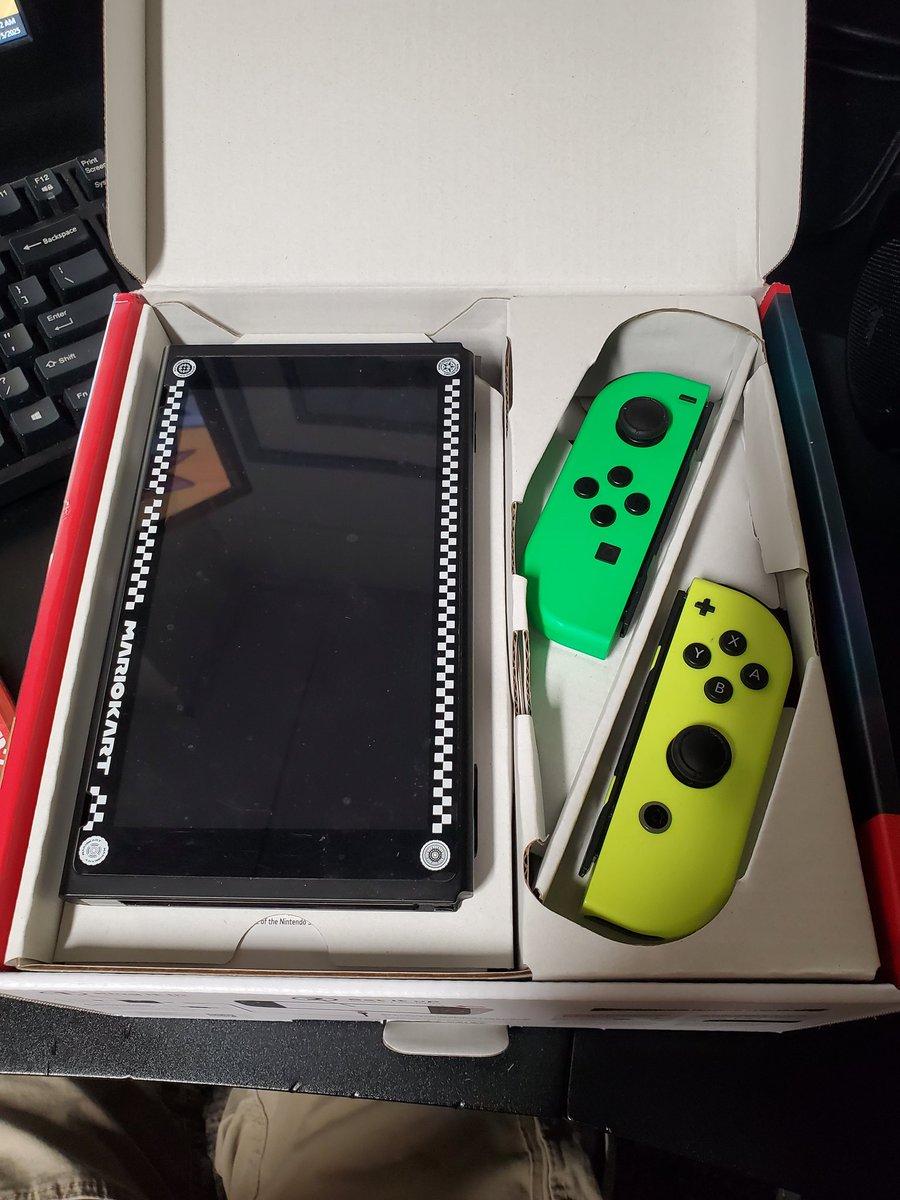 Guys I think they packaged my Switch 2 wrong
(For legal reasons this is a joke)