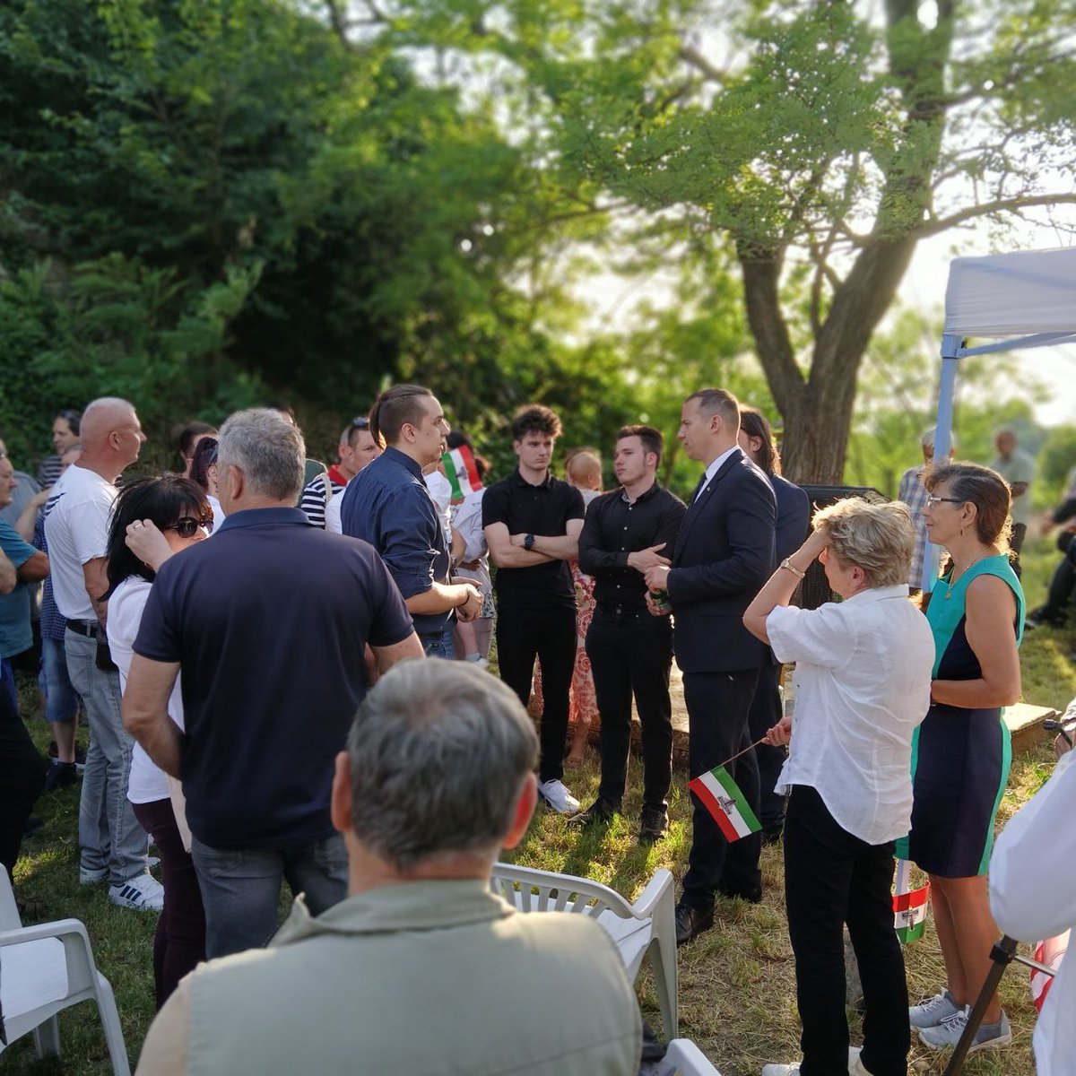 🇭🇺 Hazánk legnagyobb trianoni emlékkeresztjénél, a celldömölki Ság tanúhegyen gyűltünk össze tegnap. Igazságot Magyarországnak!
Találkozzunk ma 18 órakor Szegeden, az Országzászlónál!