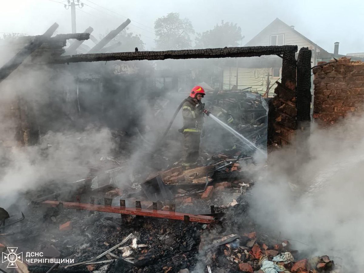 The Pentagon redirects away from Ukraine critical anti-drone technology ordered under Biden as Russia steps up drone attacks on Ukrainian civilians. Four people, including a child, killed in Pryluky this morning. wsj.com/politics/natio…