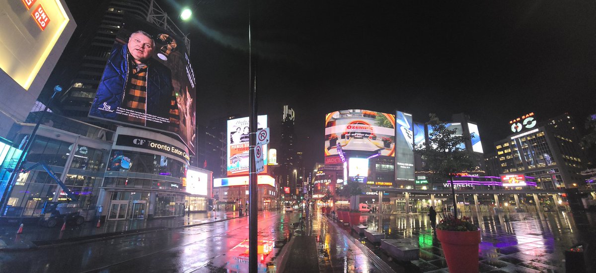 Nintendo Switch 2 Launchin' in the rain... Just nerds and the locals at this hour...