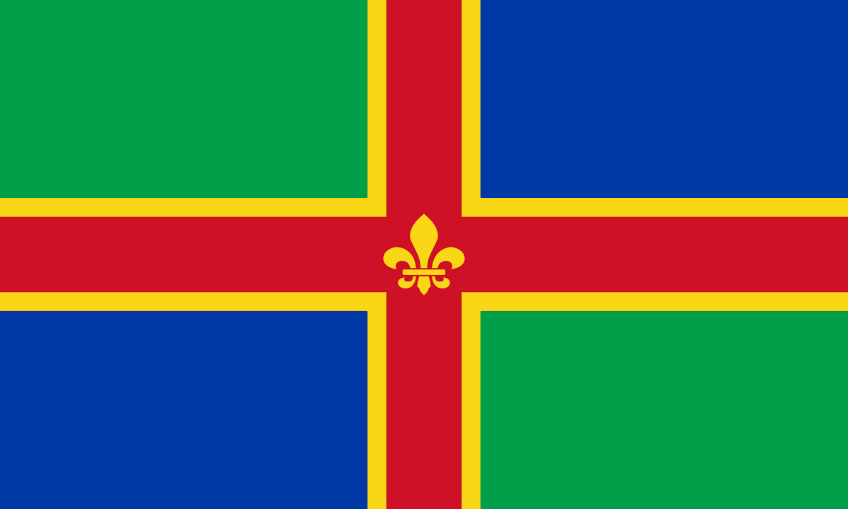 RealCounties's tweet image. Lincolnshire’s colourful flag was registered in 2005.

The red cross and gold Fleur de Lys are taken from the arms of the county town, Lincoln.

The green &amp;amp; blue represent the county’s agricultural heritage and the sea off a long coastline.

🇬🇧 #HistoricCounties | #CountyFlags 🏴󠁧󠁢󠁥󠁮󠁧󠁿