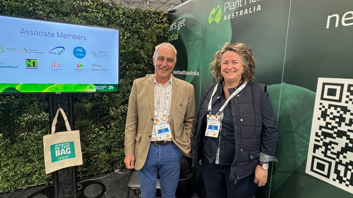 planthealthaust's tweet image. 👋 Great vibes at #HortCon2025 in Brisbane!
PHA is connecting with growers &amp;amp; industry to champion strong plant biosecurity 🌱
Swing by Booth 179, Exhibition Hall 2 if you haven’t yet!
#PlantHealth #BiosecurityMatters