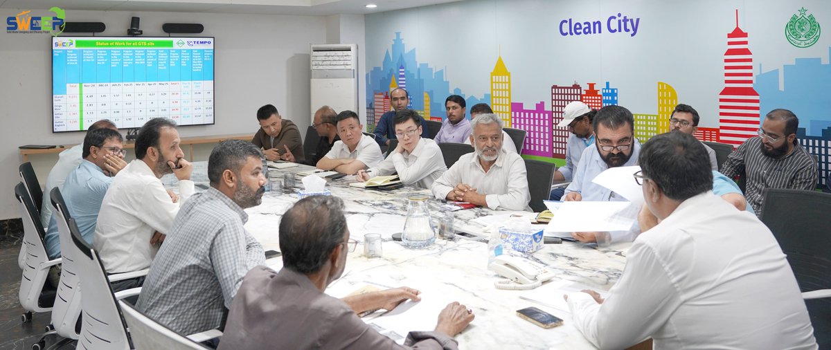 📍 June 2, 2025 – Karachi
PIU-SWEEP held its monthly progress review meeting with supervision consultants &amp; contractors to assess work on 4 Garbage Transfer Stations (Package-1) &amp; the Sanitary Landfill Site. Progress, challenges &amp; coordination strategies were discussed. 
#SWEEP