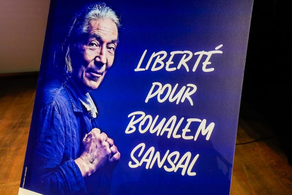 Jeudi 5 Juin 2025, Boualem #Sansal vient de passer sa 200e nuit en détention arbitraire.

Il a été arrêté par la dictature algérienne le 16 novembre 2024 pour ses opinions et condamné le 27 mars 2025, à 5 ans de prison à l’issue d’une mascarade judiciaire.