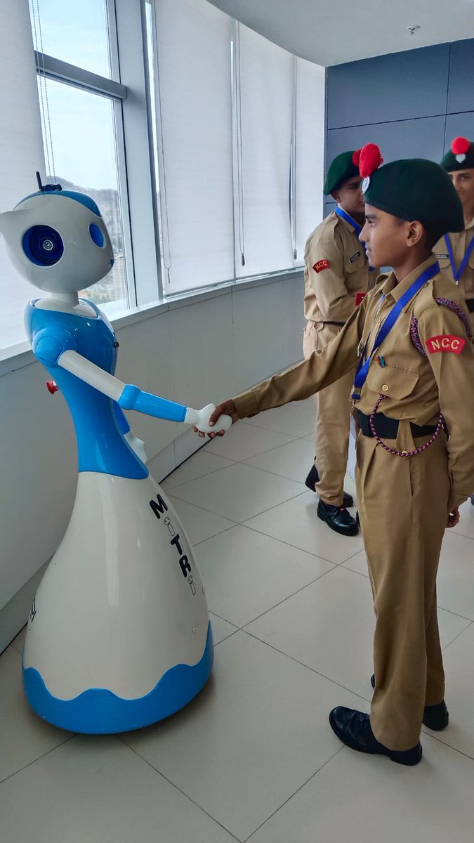 NCCDteRajasthan's tweet photo. 🚀 NCC Cadets visited Techno Hub Jaipur under the #iStart School Program — gaining insights into startups, innovation, and entrepreneurship. A glimpse into the future of tech-driven India! 💡🇮🇳 #NCC #StartupIndia #Innovation #Rajasthan #YouthEmpowerment https://t.co/6FboOE0l7r